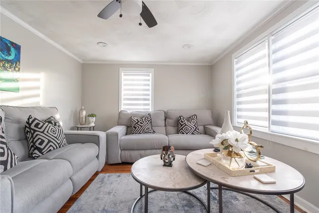 $429,900 | 72 Hollis Avenue, Warwick, RI 02889