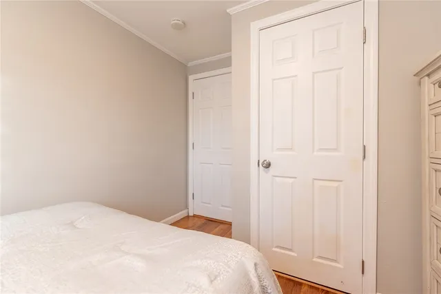 $429,900 | 72 Hollis Avenue, Warwick, RI 02889