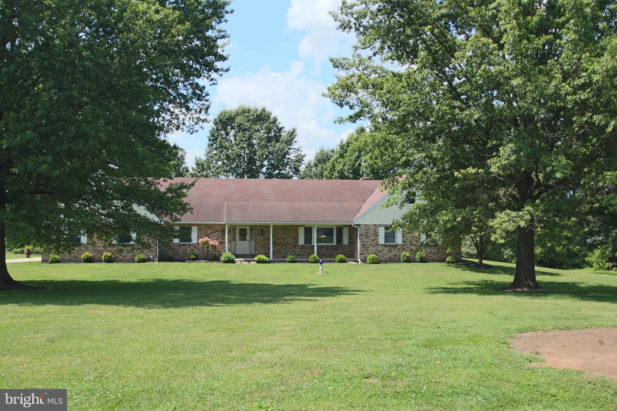 38 Riverview Road Pottstown, PA 19465 - Photo 2 of 66