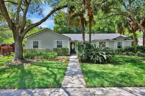 $325,000 | 11252 Losco Jct Drive South, Jacksonville, FL 32257