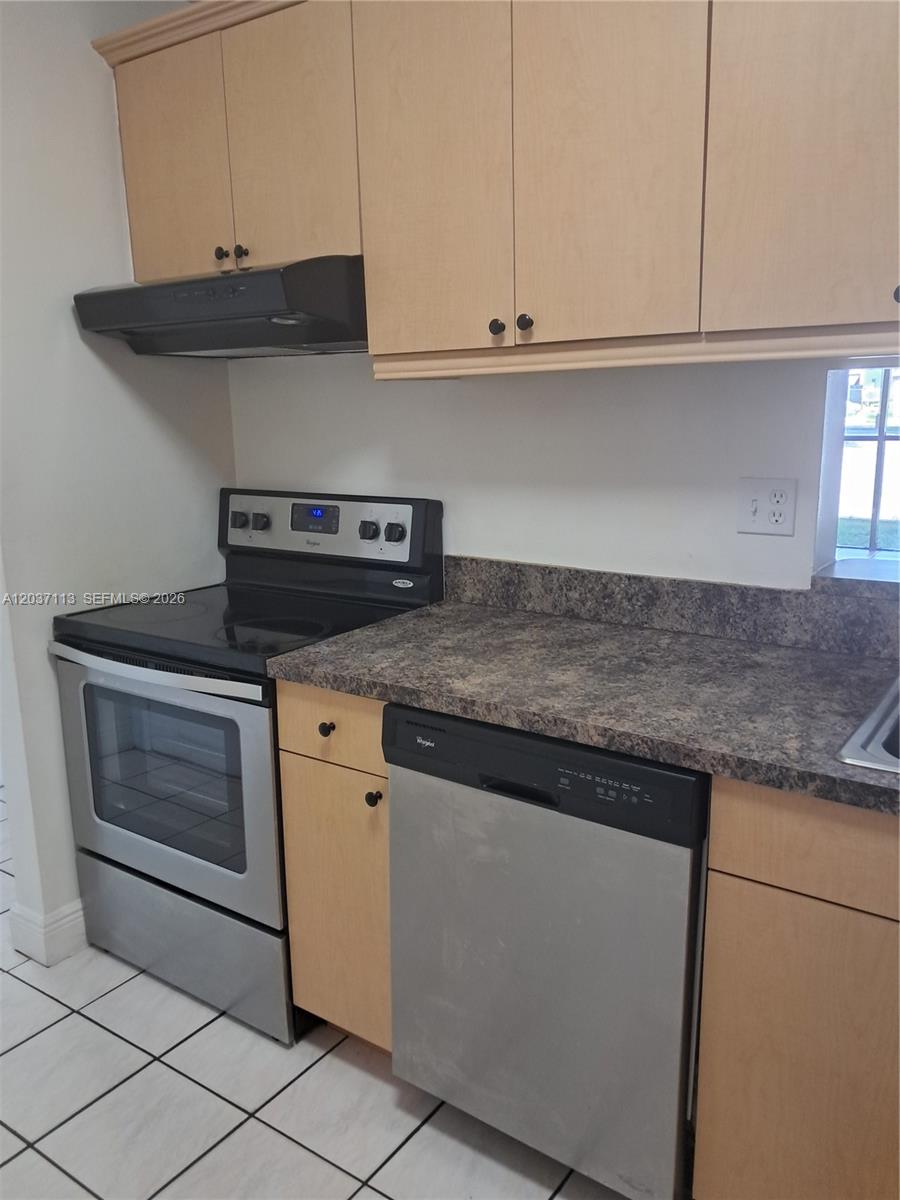 8420 Southwest 133rd Avenue Road, Unit 120 Miami, FL 33183 - Photo 19 of 23