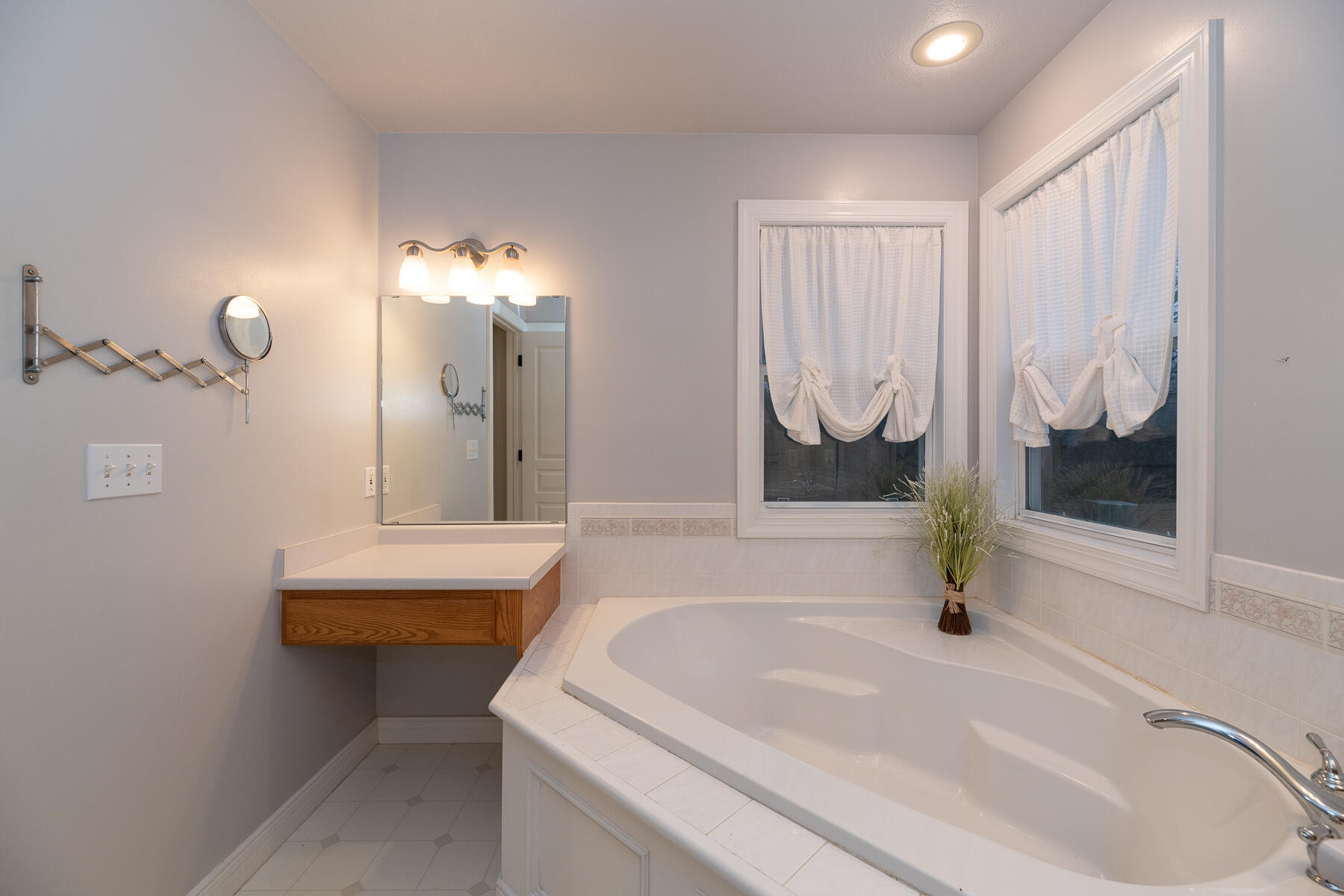 8679 Hathaway Road Kalamazoo, MI 49009 - Photo 23 of 49 8679 Hathaway-26