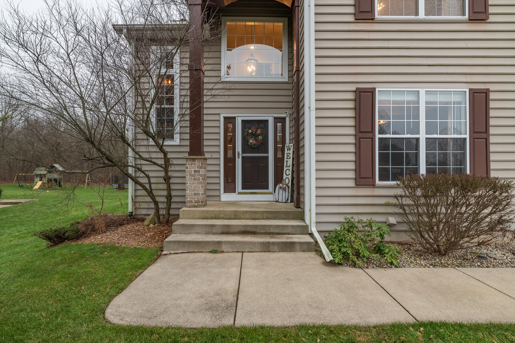 8679 Hathaway Road Kalamazoo, MI 49009 - Photo 3 of 49 8679 Hathaway-2