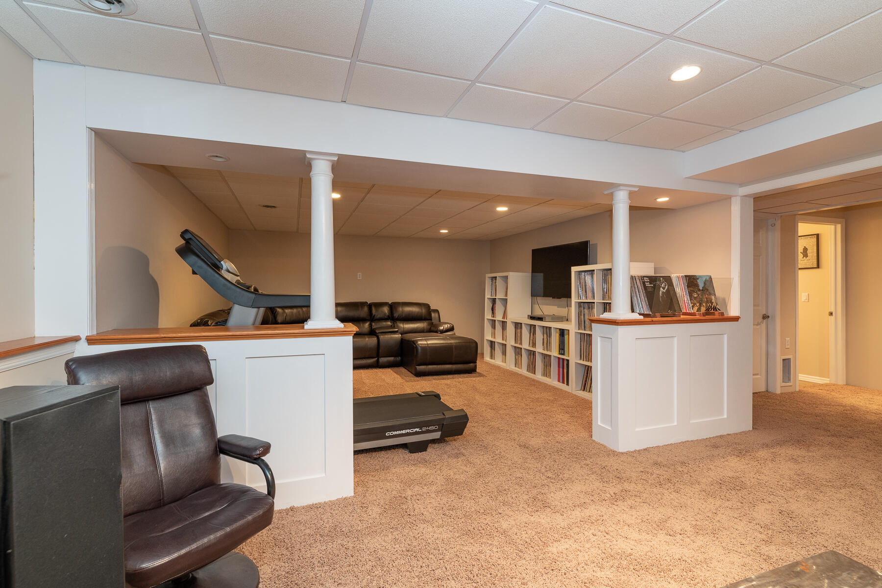 8679 Hathaway Road Kalamazoo, MI 49009 - Photo 36 of 49 8679 Hathaway-44