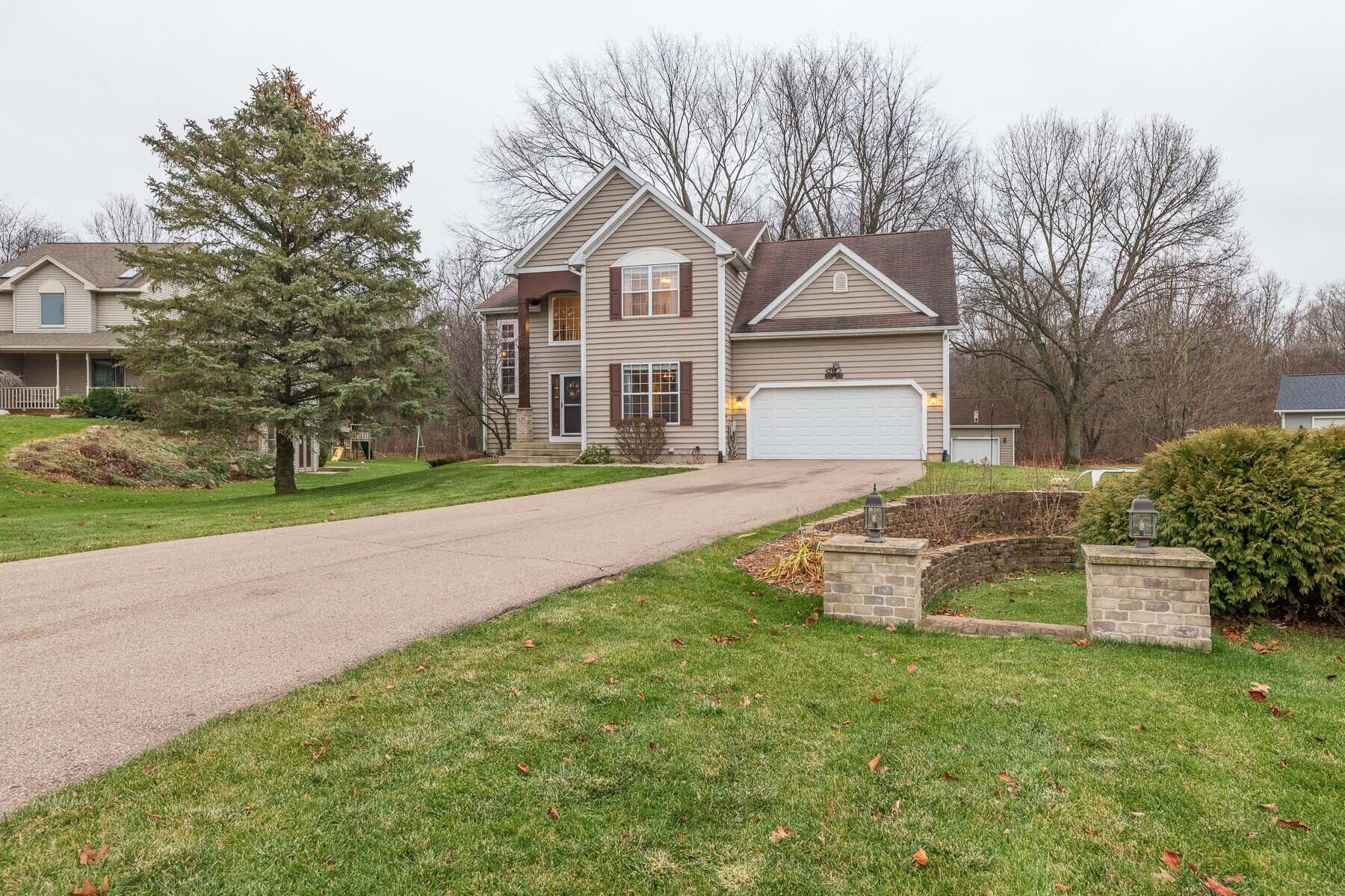 8679 Hathaway Road Kalamazoo, MI 49009 - Photo 49 of 49 Hath ext edited1