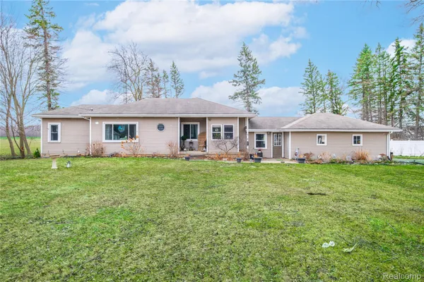 $234,999 | 2375 West Mount Morris Road, Mount Morris, MI 48458