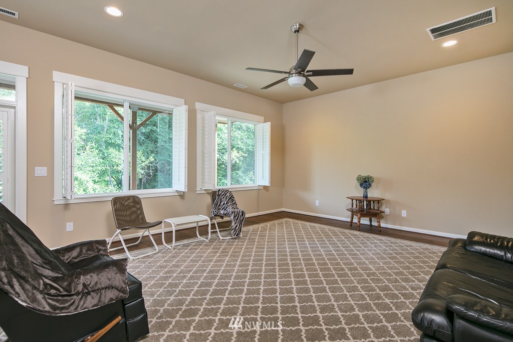 5500 Northeast 9th Street Renton, WA 98059 - Photo 18 of 25