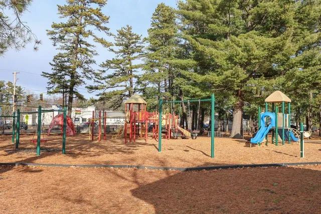 $2,000 | 128 Loudon Road, Unit 11F, Concord, NH 03301