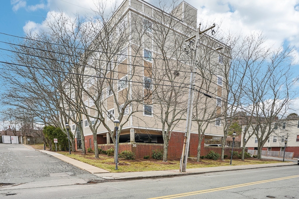 35 Des Moines Road, Unit 209 Quincy, MA 02169 - Photo 19 of 21