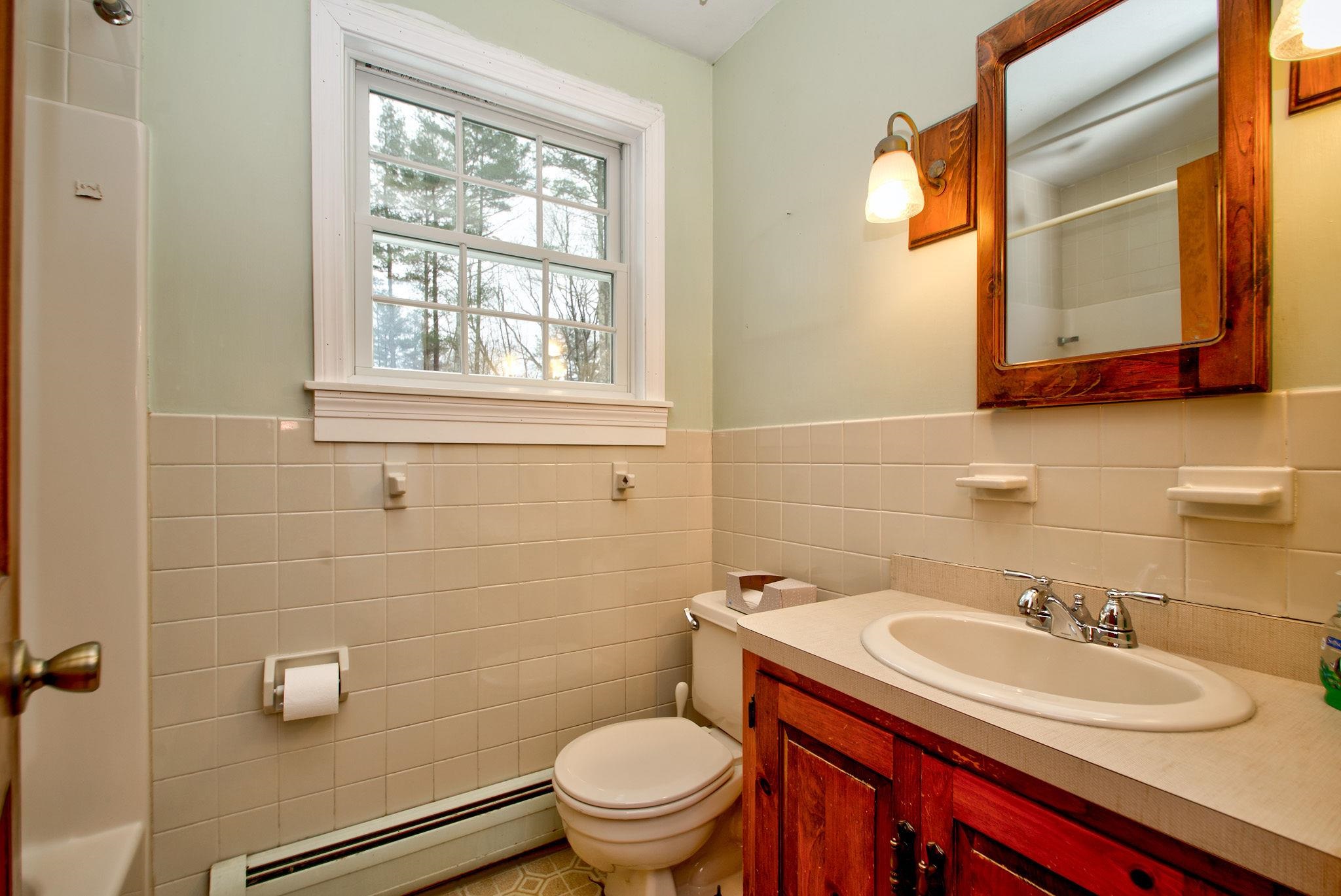 11 Rowell Road Sandown, NH 03873 - Photo 15 of 21