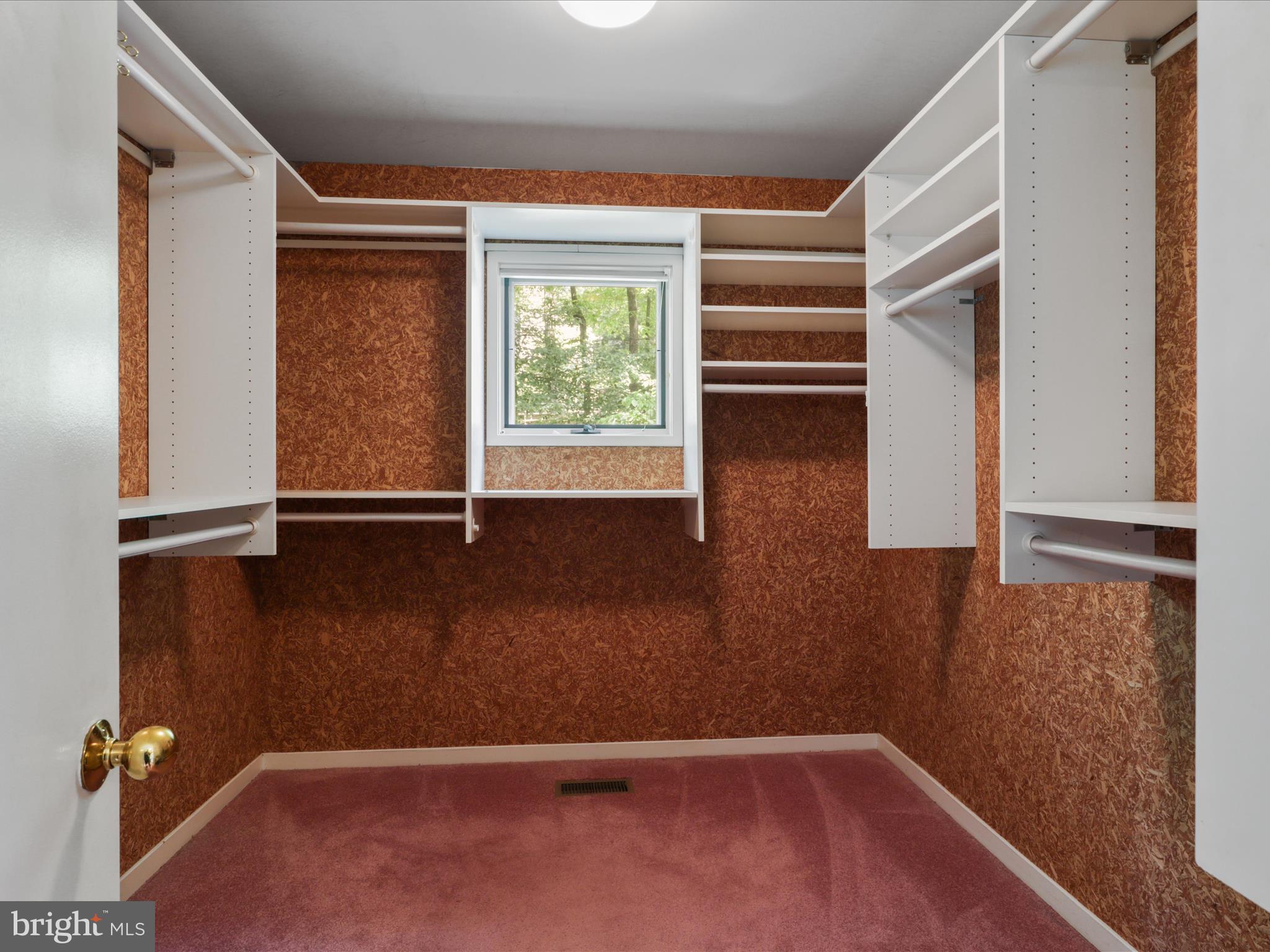 11583 Greenwich Point Road Reston, VA 20194 - Photo 22 of 57 Gallery Image 22