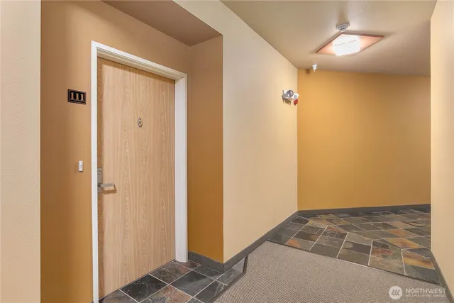 a view of utility room