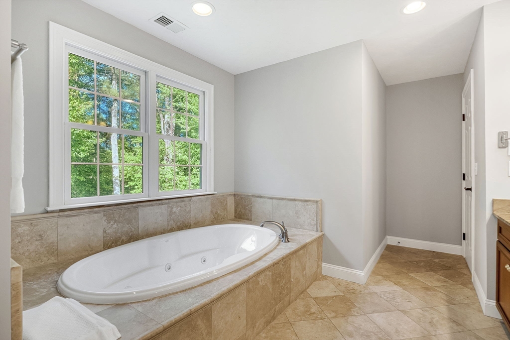 1125 Burroughs Road Boxborough, MA 01719 - Photo 28 of 42