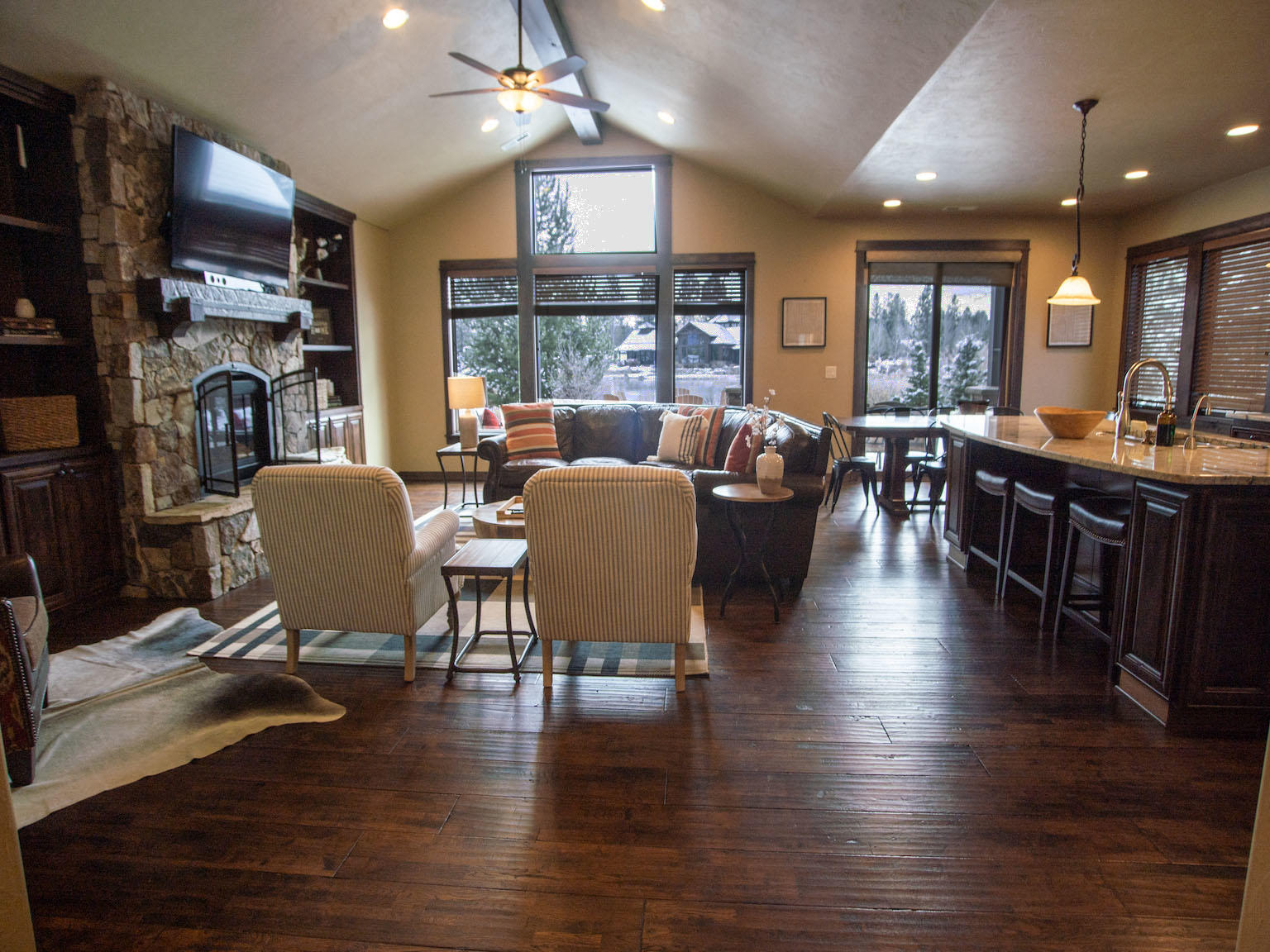 56558 Dancing Rock Loop Bend, OR 97707 - Photo 5 of 33 great room with views