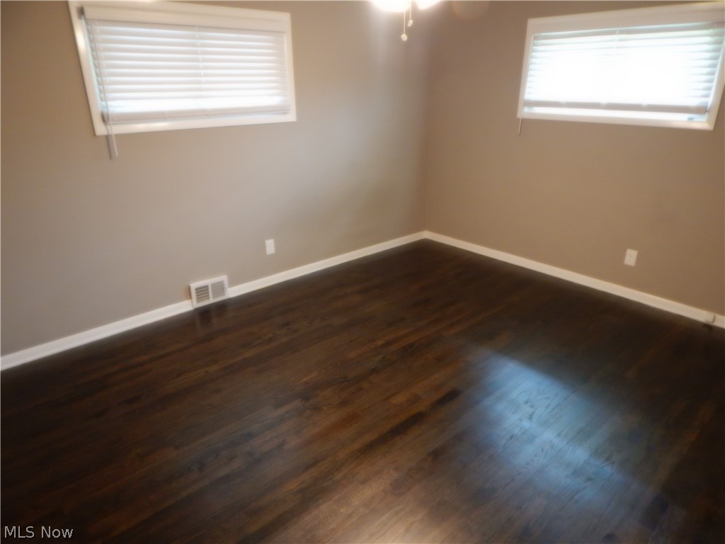 6632 Suffield Road Cleveland, OH 44124 - Photo 9 of 22 Gallery Image 9