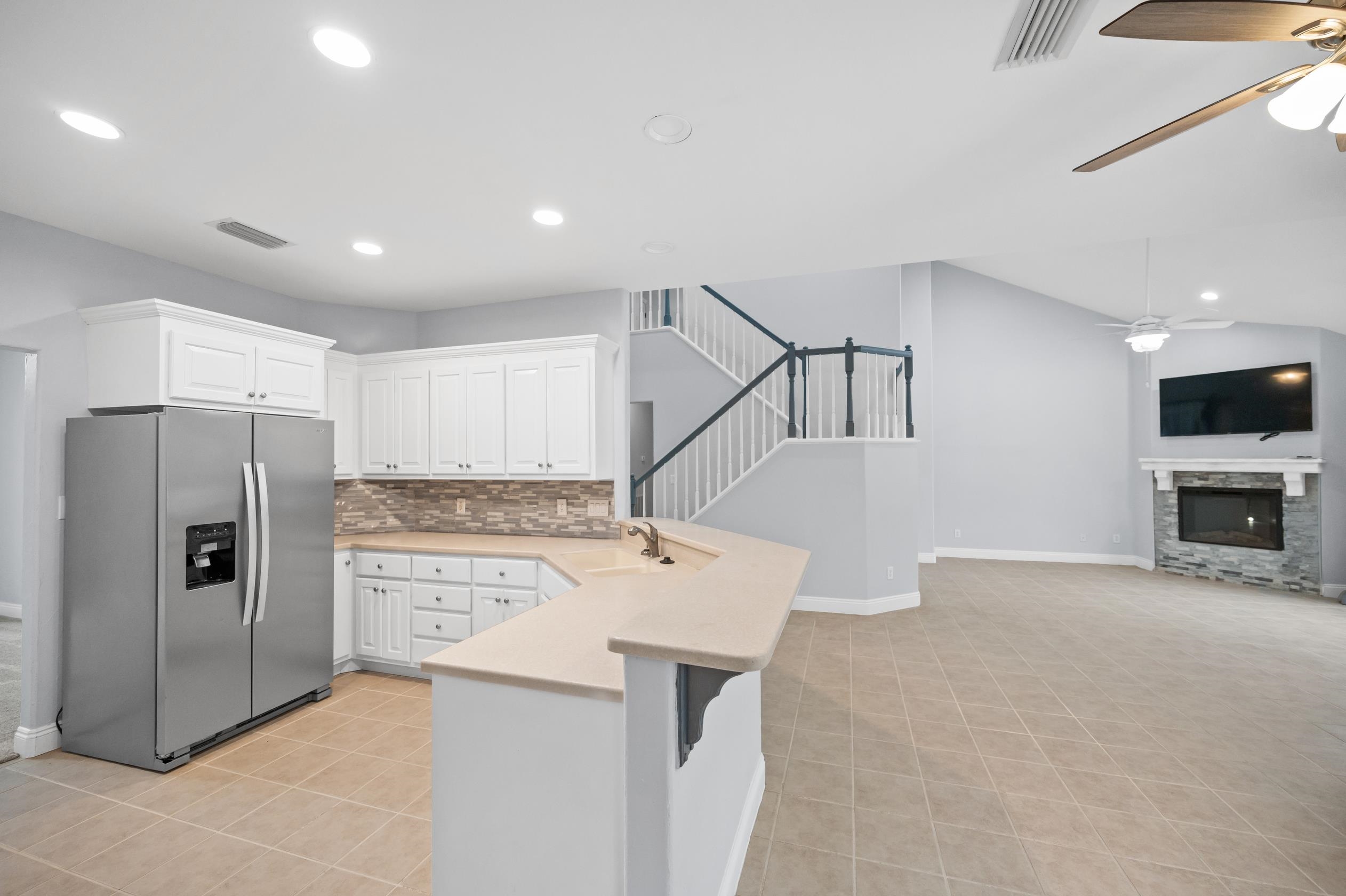 31577 River Road Orange Beach, AL 36561 - Photo 21 of 39 Kitchen