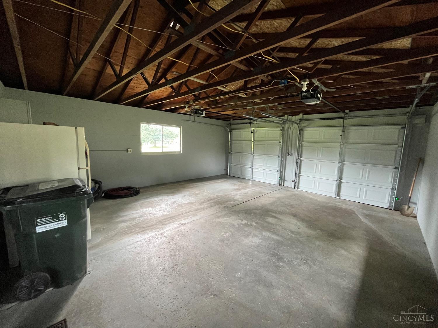 2035 Miles Road Cincinnati, OH 45231 - Photo 20 of 24