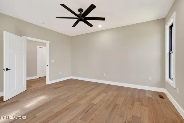 $457,000 | 6 Riverchase Drive, Crossville, TN 38555