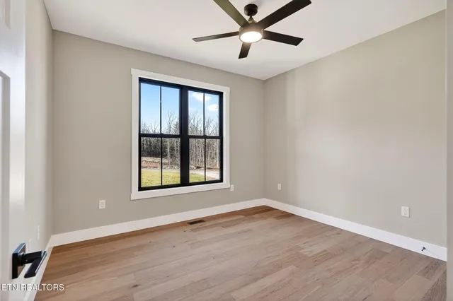 $457,000 | 6 Riverchase Drive, Crossville, TN 38555