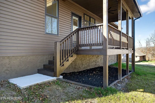 $457,000 | 6 Riverchase Drive, Crossville, TN 38555