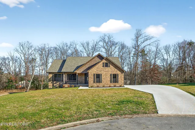 $457,000 | 6 Riverchase Drive, Crossville, TN 38555