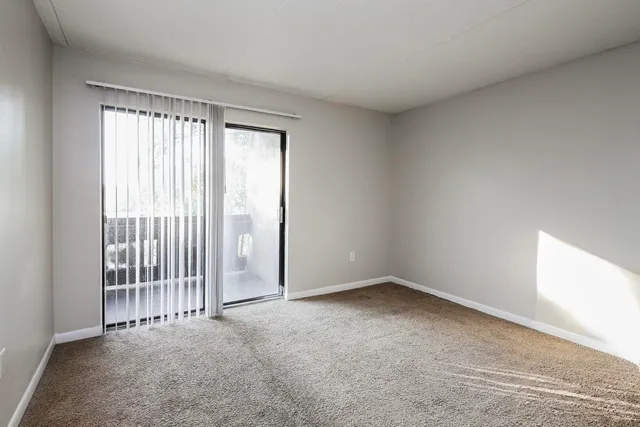 $849 | 915 South Seminole Drive, Unit 33, Chattanooga, TN 37412