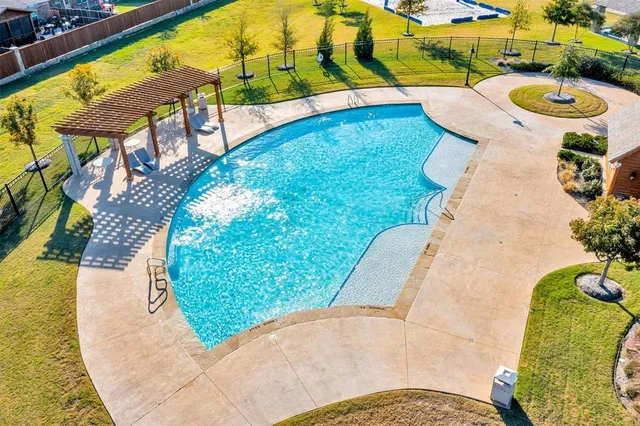 $2,000 | 2208 Heaton Street, Forney, TX 75126