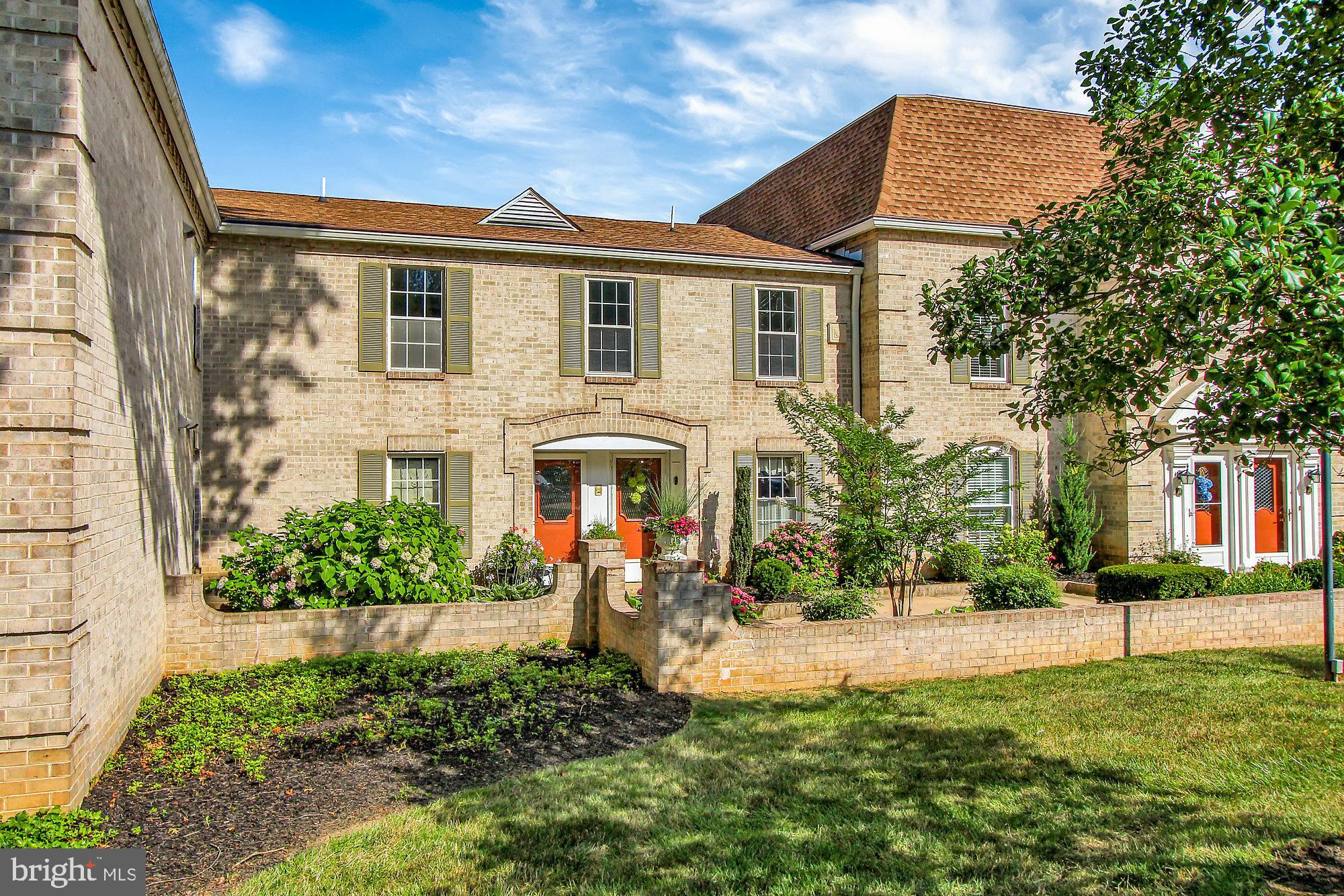 1000 Country Club Road, Unit A8 York, PA 17403 - Photo 1 of 25 Gallery Image 1