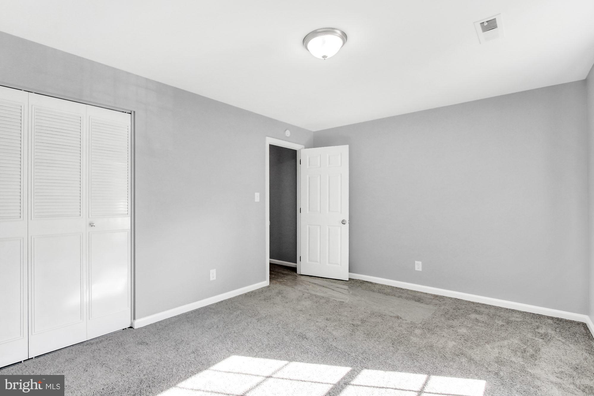 1000 Country Club Road, Unit A8 York, PA 17403 - Photo 17 of 25 Gallery Image 17
