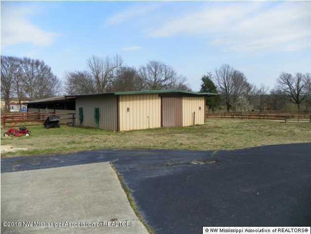 4075 Bett Road Coldwater, MS 38618 - Photo 14 of 30 20160714024323531490000000-o
