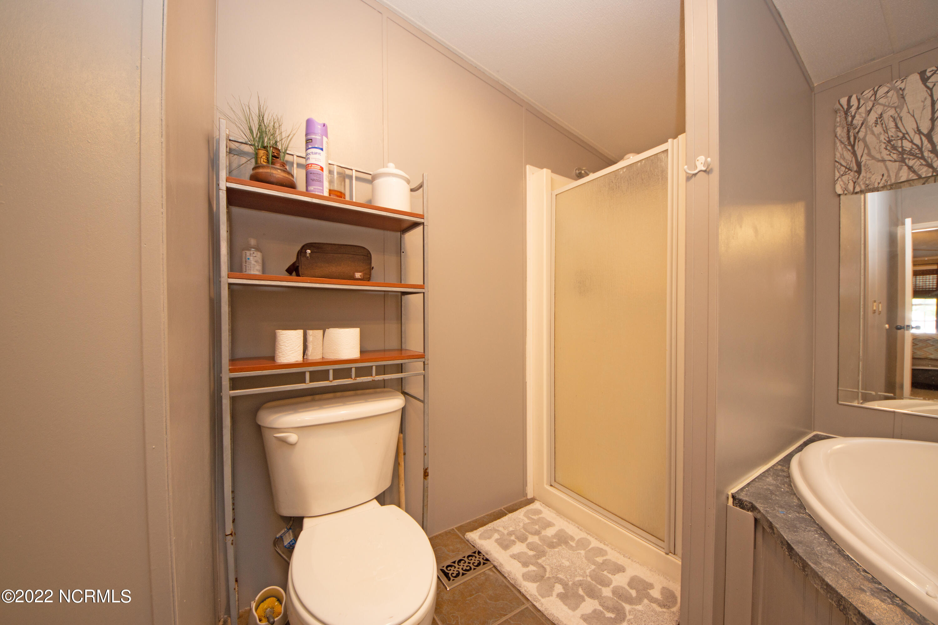 1552 Antioch Road New Bern, NC 28560 - Photo 24 of 46 DSC03413
