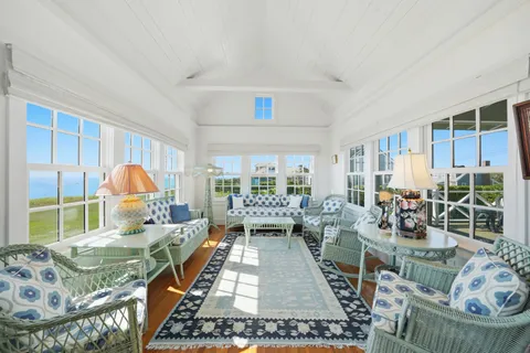 $3,100,000 | 79 Baxter Road, Nantucket, MA 02554