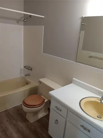 $2,500 | 20820 Chisholm Trail, Land O Lakes, FL 34638