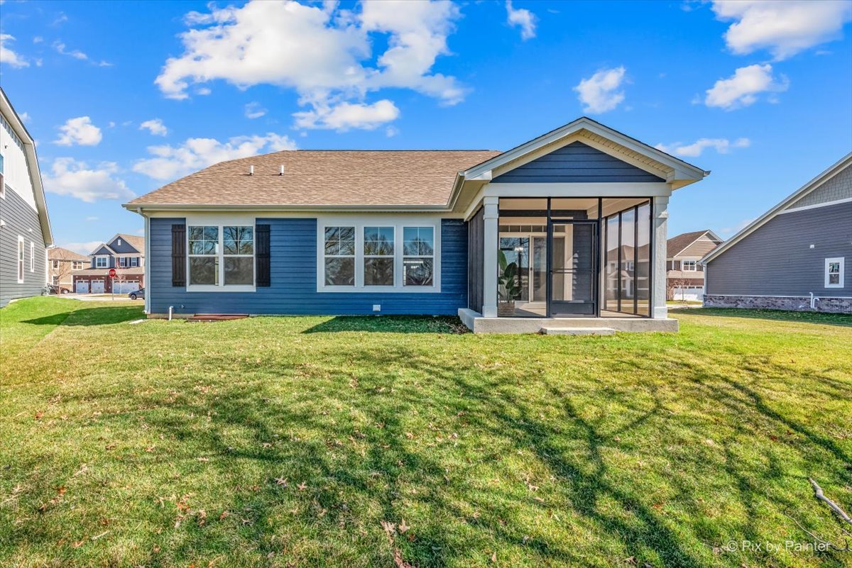 23116 Pinehurst Drive Kildeer, IL 60047 - Photo 23 of 27 front view of a house with a yard
