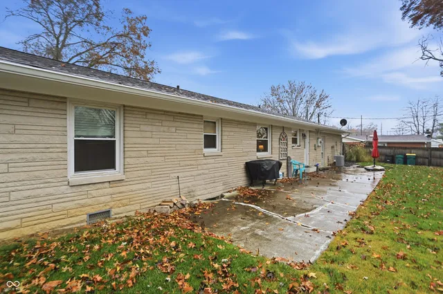 $332,900 | 1110 Hillview Drive, Franklin, IN 46131