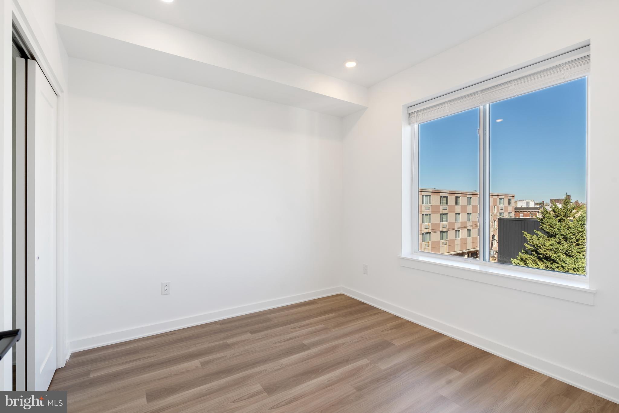 2111 North Front Street, Unit 502 Philadelphia, PA 19122 - Photo 7 of 13