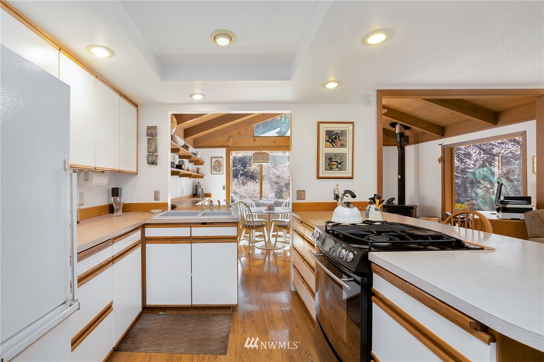 14421 Southeast 183rd Street Renton, WA 98058 - Photo 13 of 40 Gallery Image 13