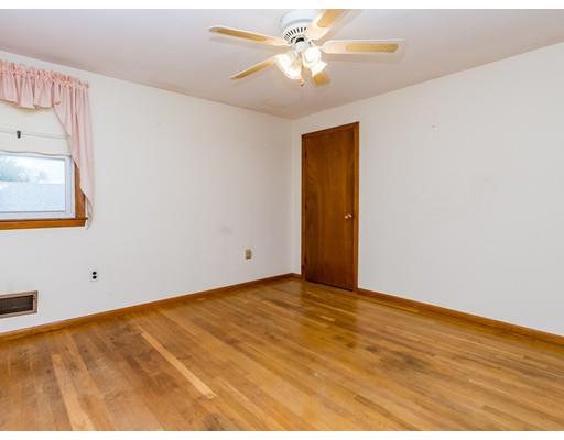 118 Hillcrest Road Waltham, MA 02451 - Photo 15 of 28