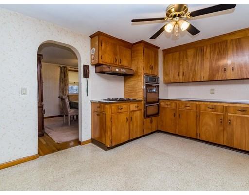 118 Hillcrest Road Waltham, MA 02451 - Photo 6 of 28