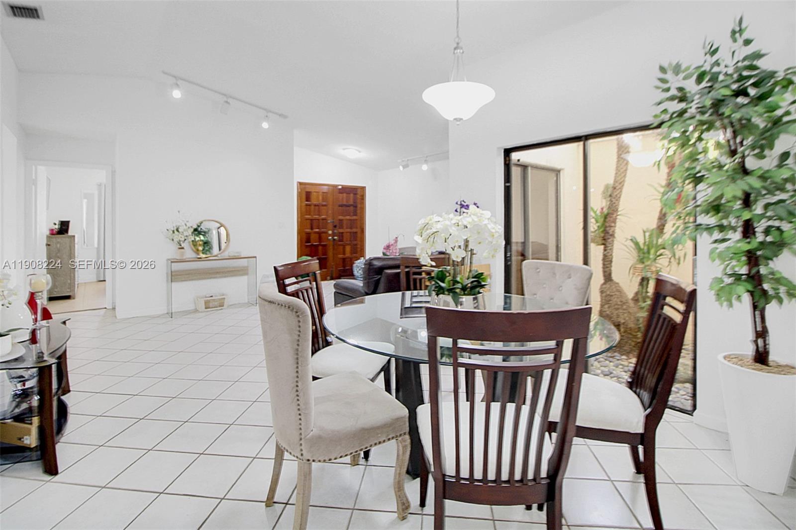 13625 Southwest 99th Terrace, Unit 13625 Miami, FL 33186 - Photo 5 of 36