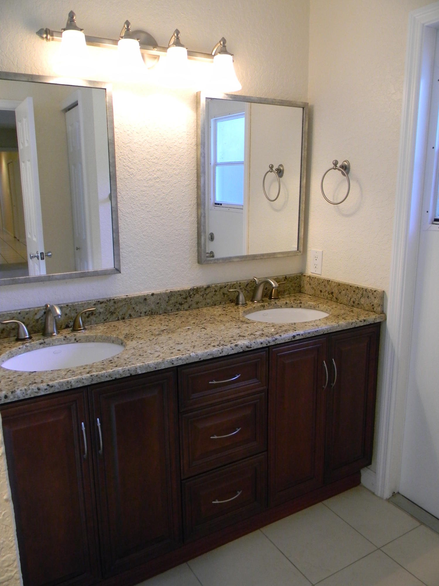 12131 Old Country Road Wellington, FL 33414 - Photo 7 of 22 DSCN3497