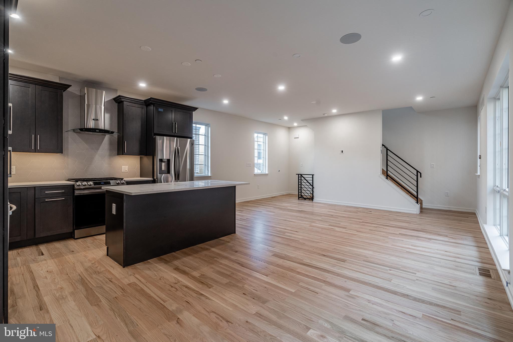 2423 Innovator Way Philadelphia, PA 19146 - Photo 13 of 34