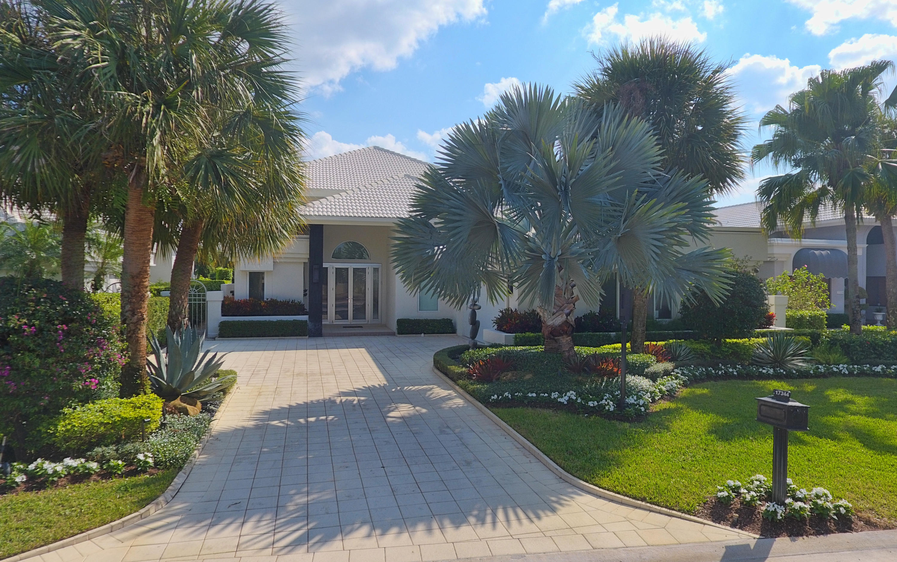 17344 Loch Lomond Way Boca Raton, FL 33496 - Photo 1 of 31 Exterior