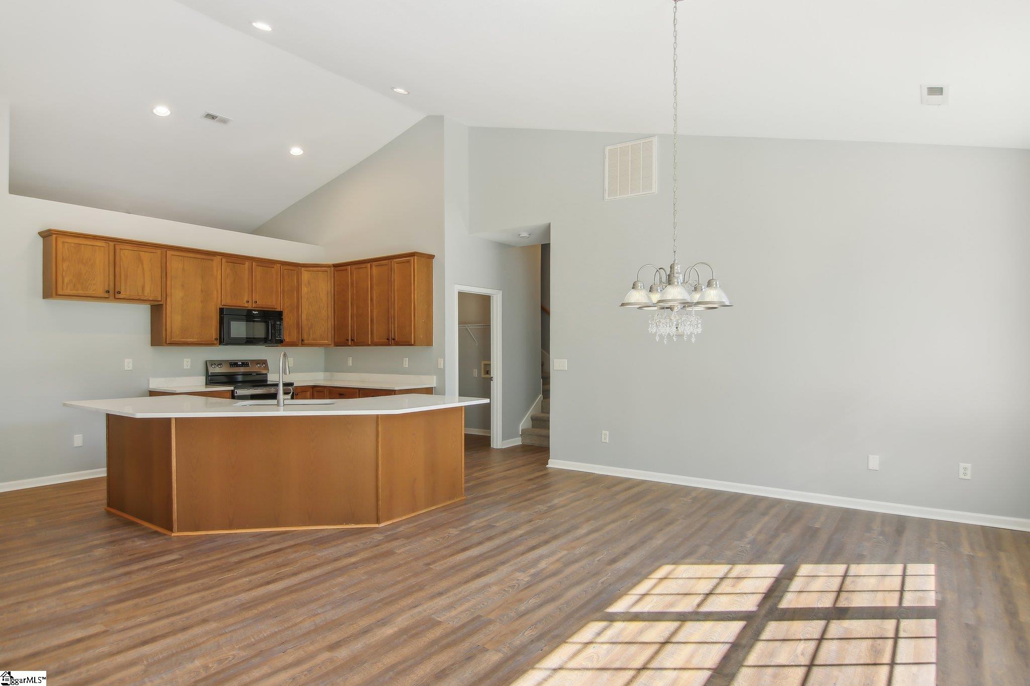 120 Bascom Court Greer, SC 29650 - Photo 11 of 36 Gallery Image 11