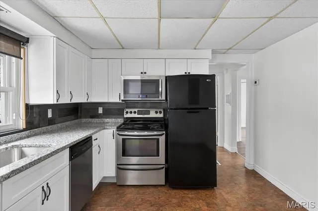 $249,900 | 9821 Zenith Drive, St. Louis, MO 63123