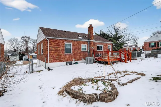 $249,900 | 9821 Zenith Drive, St. Louis, MO 63123