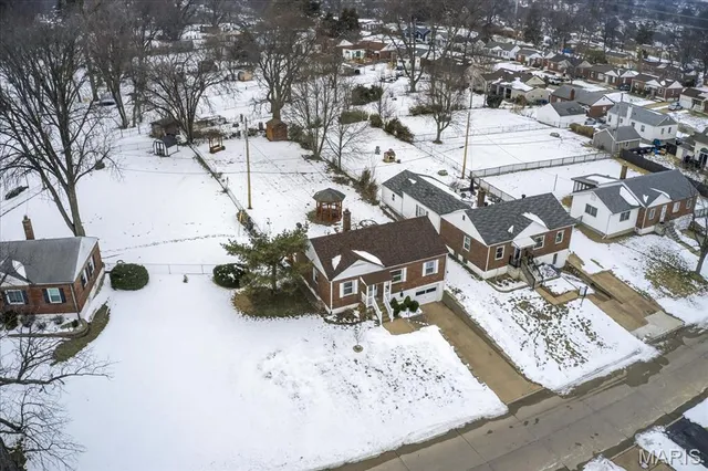 $249,900 | 9821 Zenith Drive, St. Louis, MO 63123