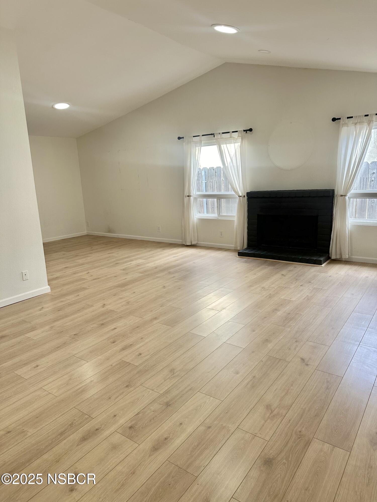 605 North 8th Street Lompoc, CA 93436 - Photo 5 of 17 IMG_3586