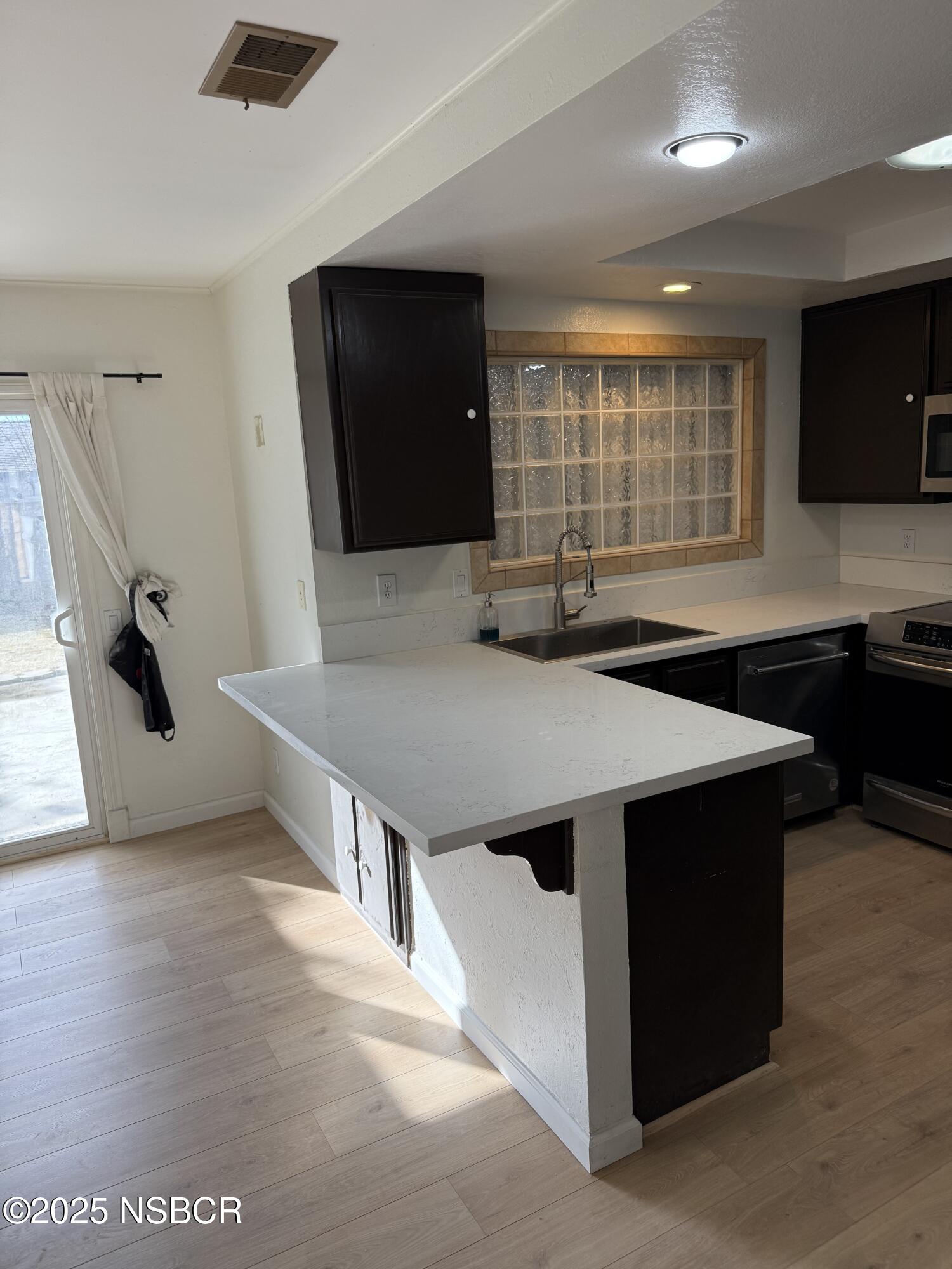 605 North 8th Street Lompoc, CA 93436 - Photo 9 of 17 IMG_7420