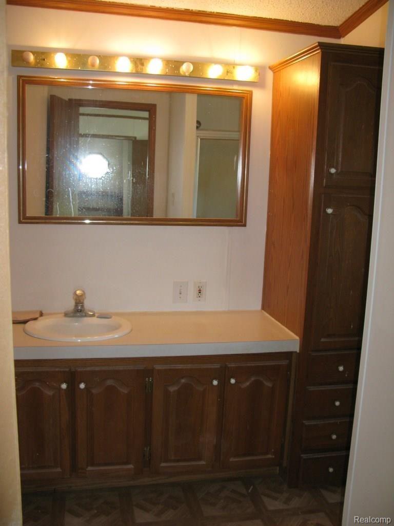 646 Capac Road Allenton, MI 48002 - Photo 33 of 35 IMG_4564.jpg